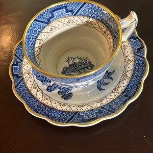 “Real old willow” cup and saucer